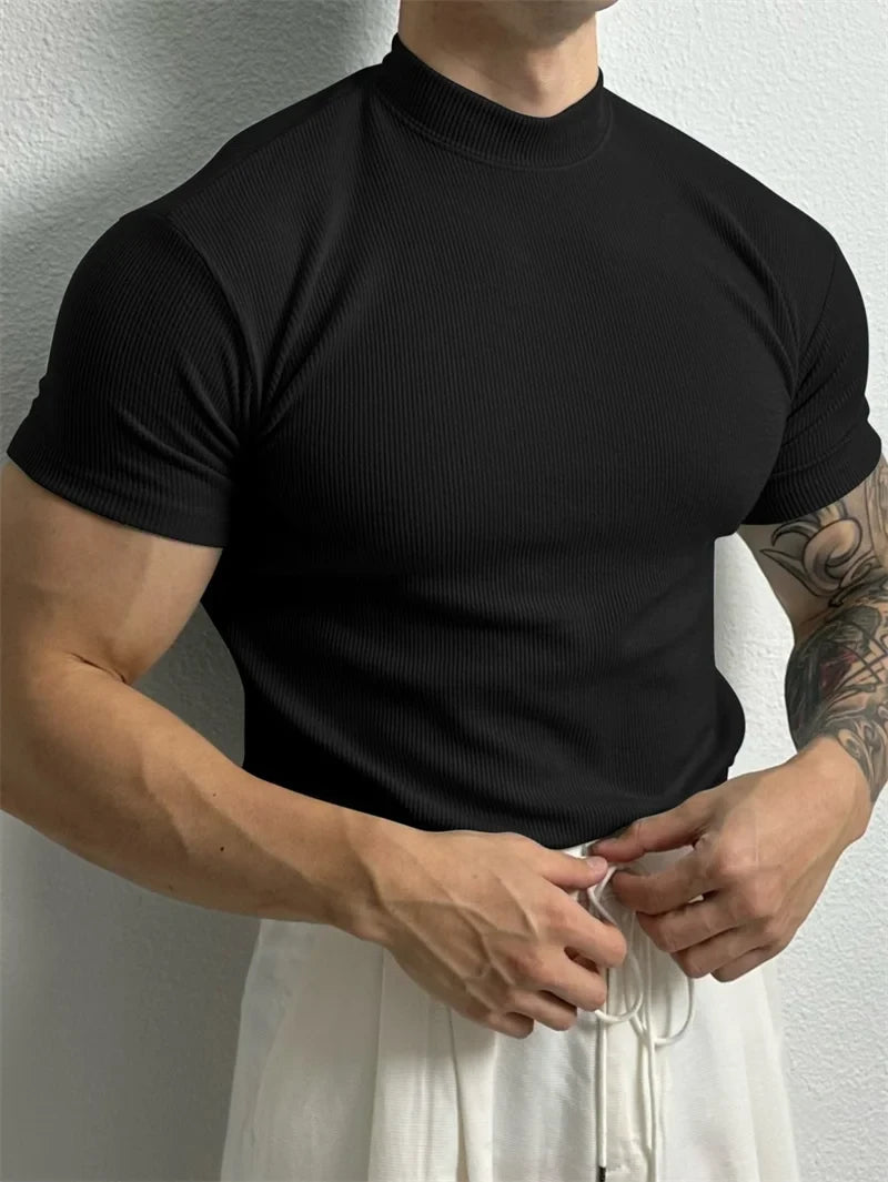 Tricou slim fit cu guler ridicat