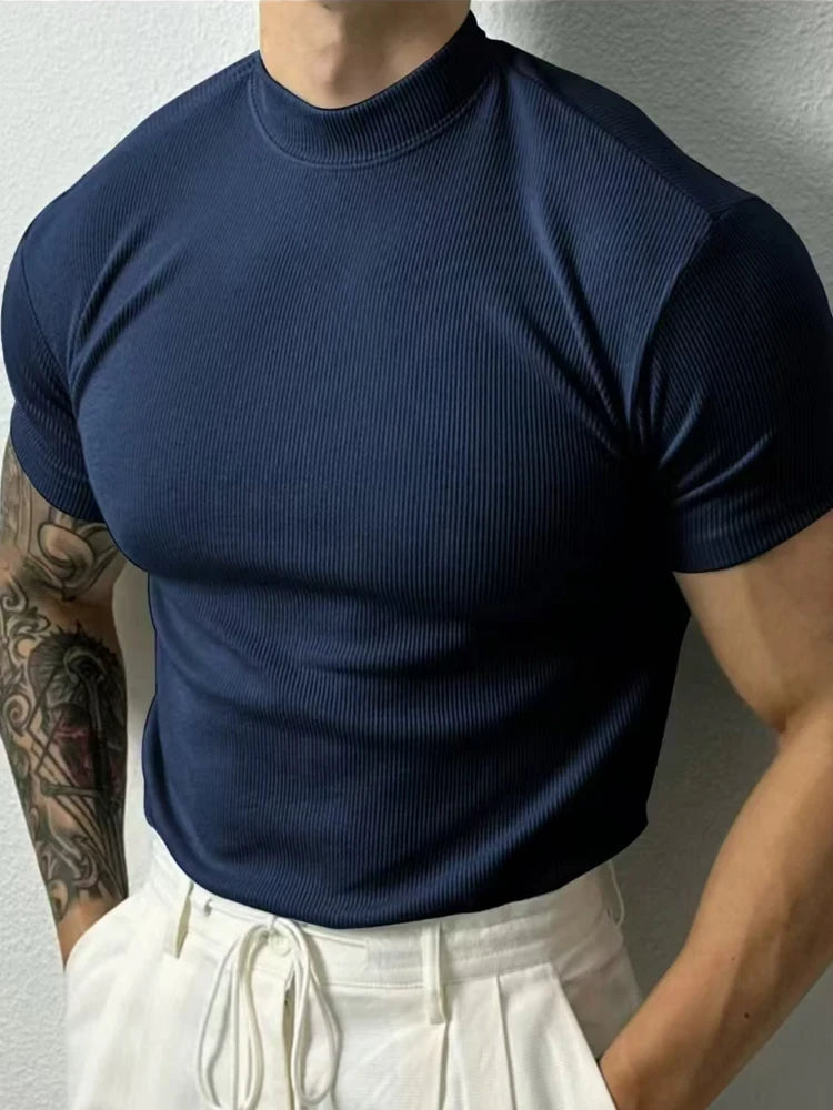 Tricou slim fit cu guler ridicat