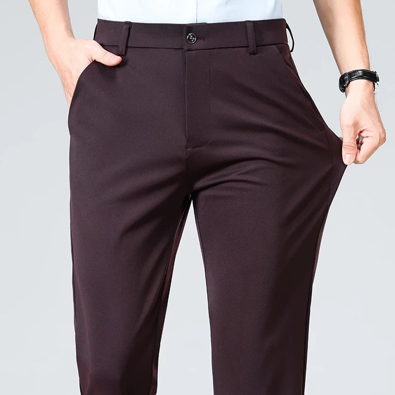 Pantaloni casual pentru bărbați