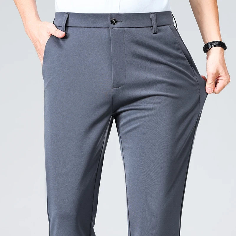 Pantaloni casual pentru bărbați