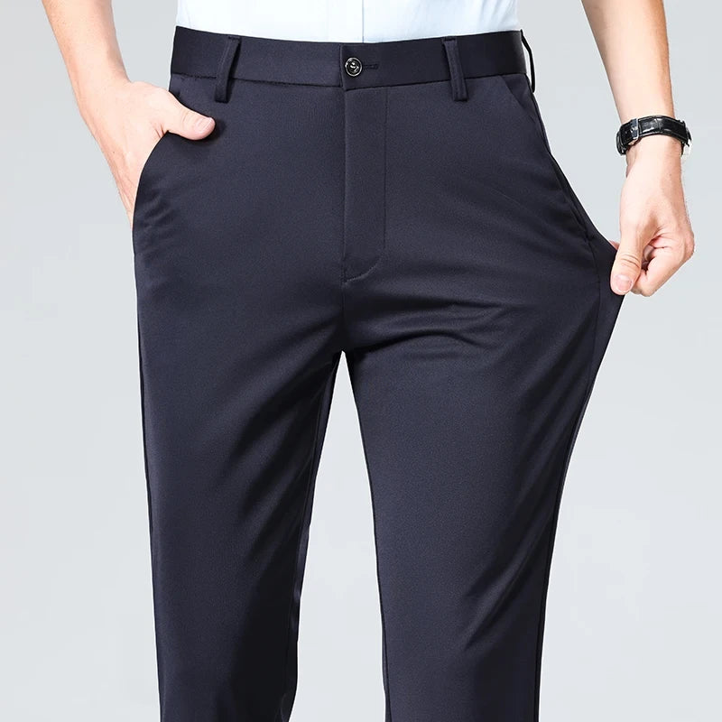 Pantaloni casual pentru bărbați