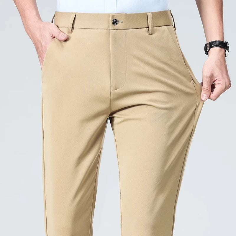 Pantaloni casual pentru bărbați