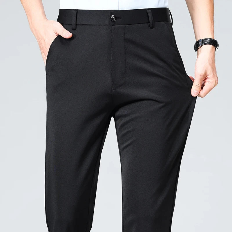 Pantaloni casual pentru bărbați