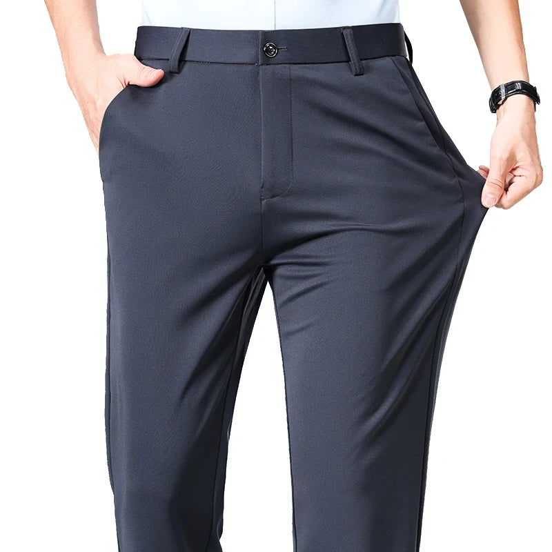 Pantaloni casual pentru bărbați