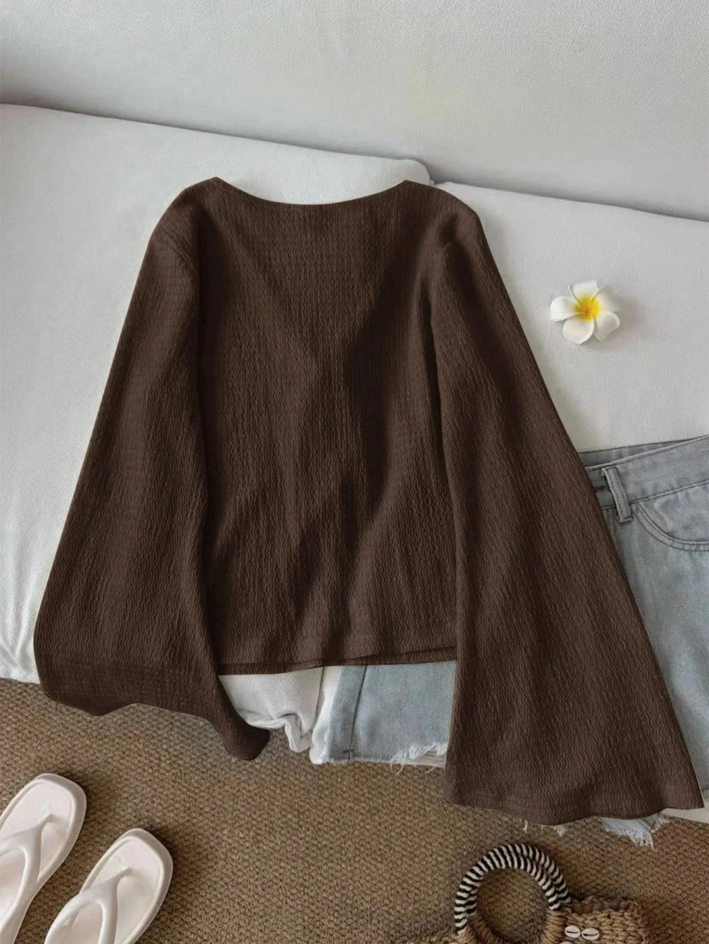 Blusa Texturata con Maniche Svasate