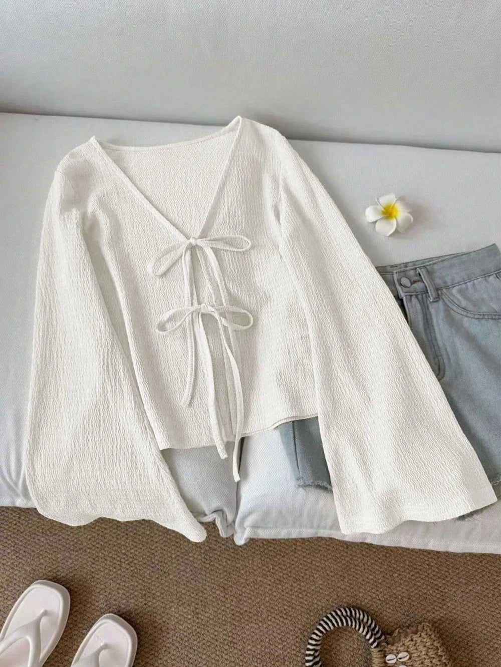Blusa Texturata con Maniche Svasate