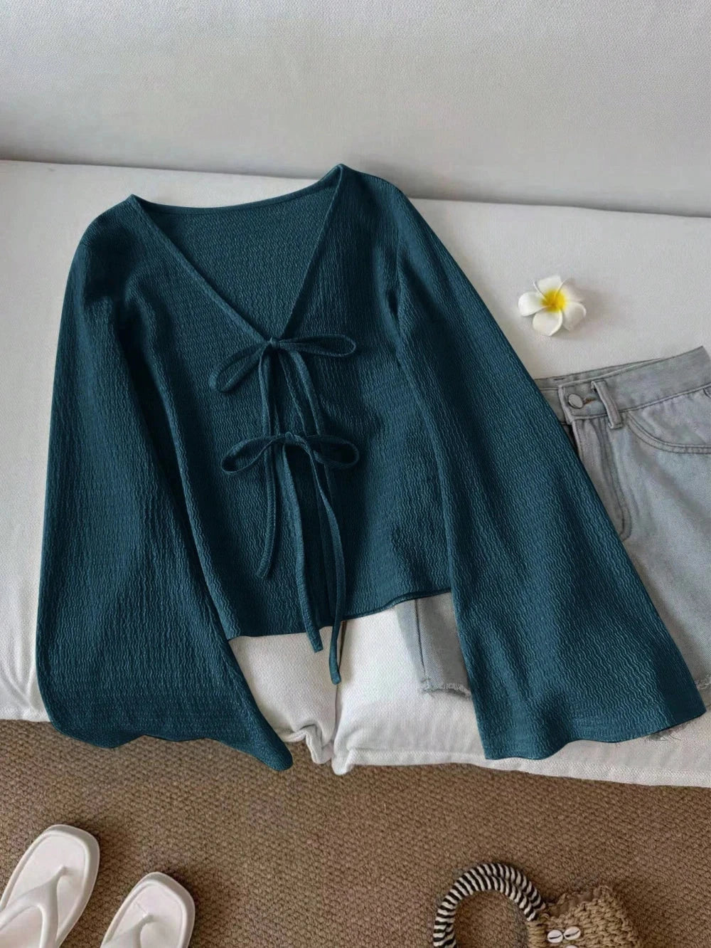 Blusa Texturata con Maniche Svasate