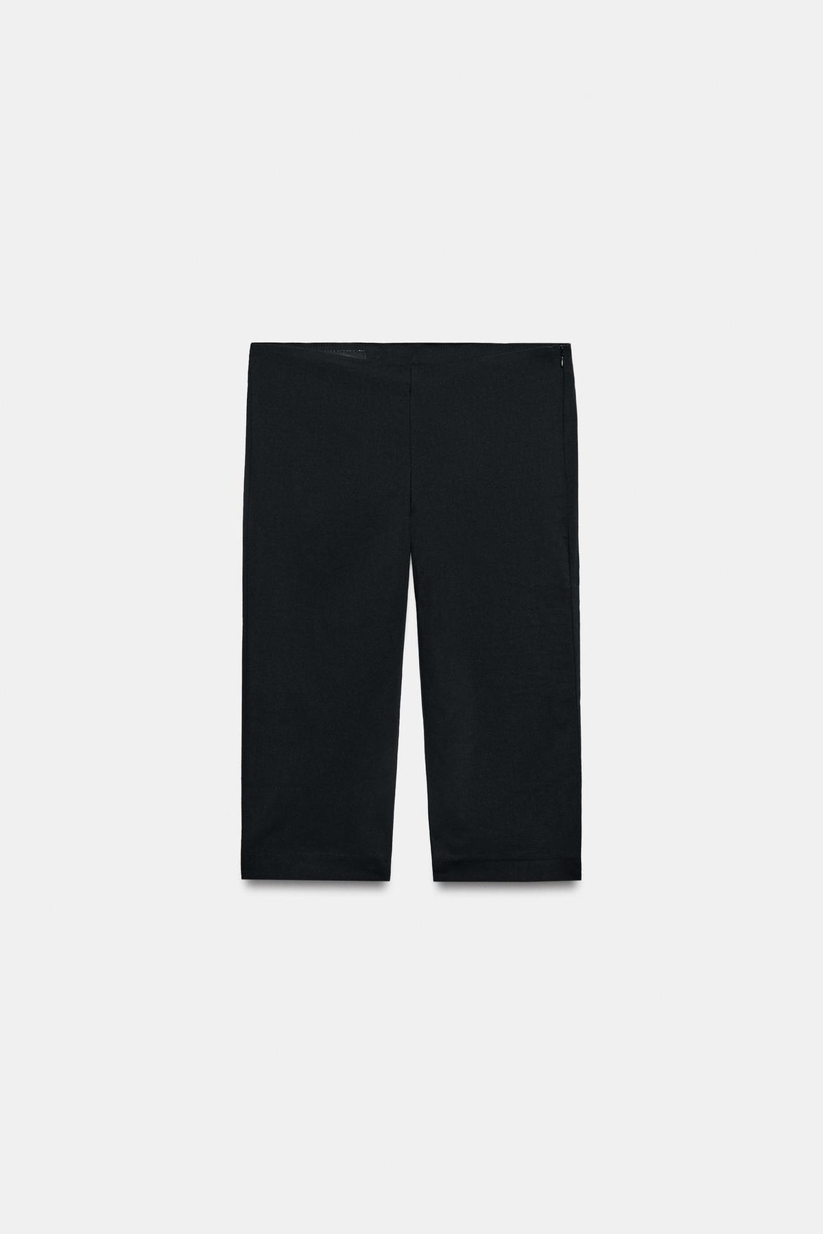 PANTALONI CAPRI