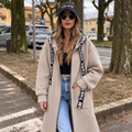 Cappotto oversize con cappuccio