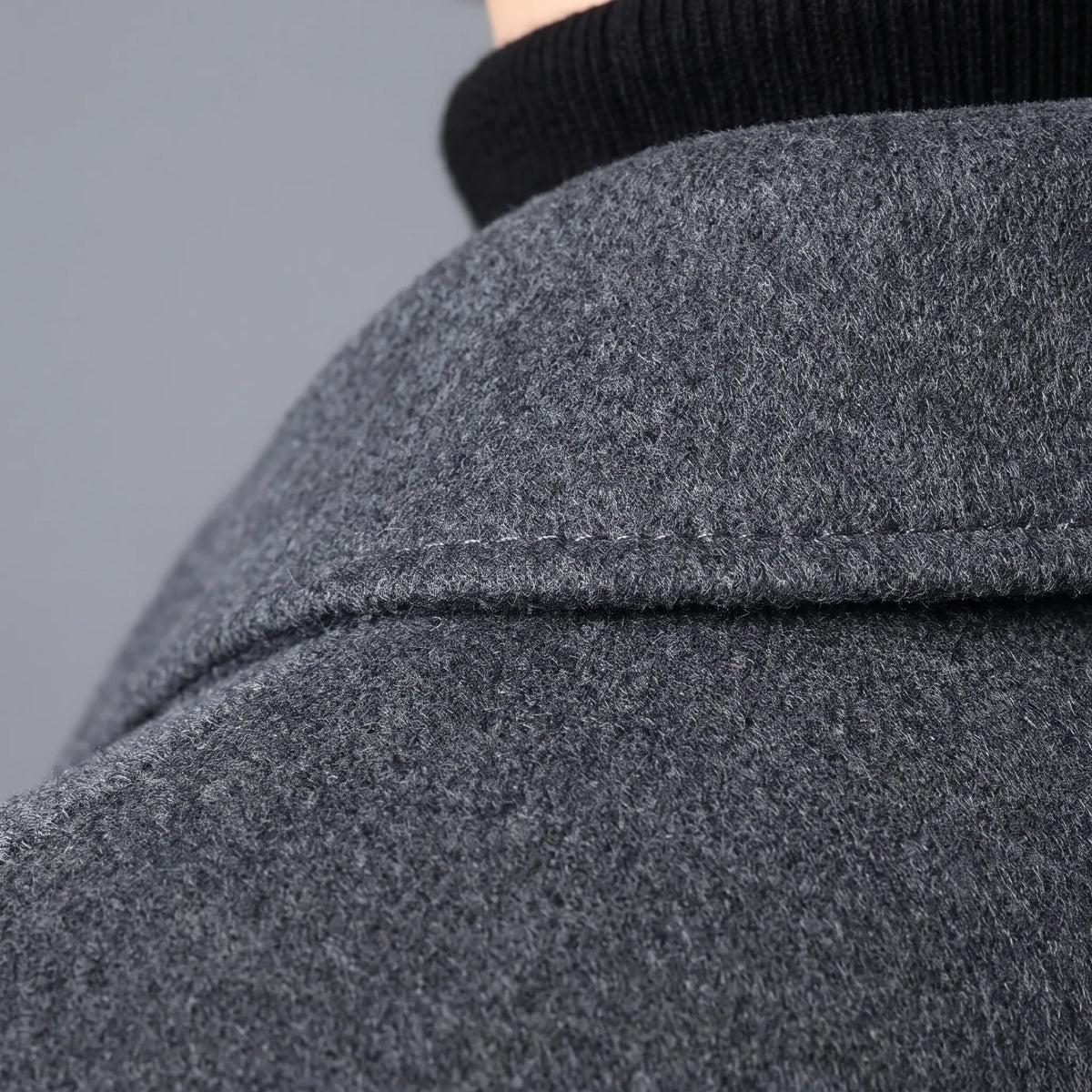 Giacca con Colletto e Chiusura con Zip
