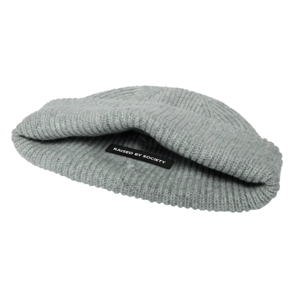 LIGHT GREY SHORT BEANIE