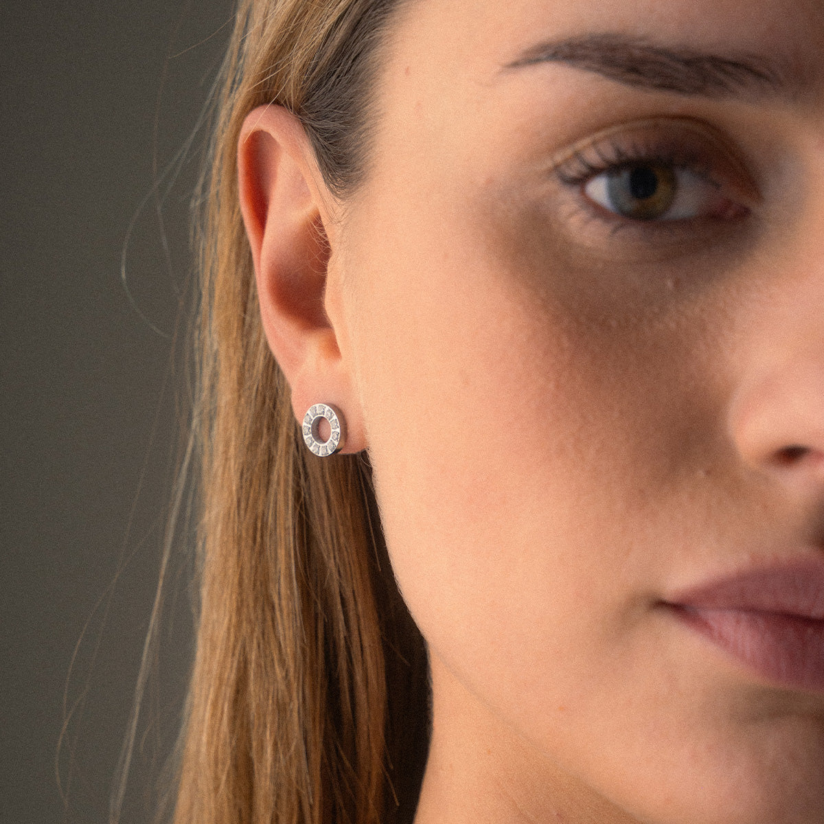 Orecchini a Cerchio con Zirconi 10 mm