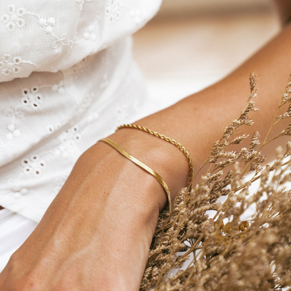 BRACCIALE A STRATI